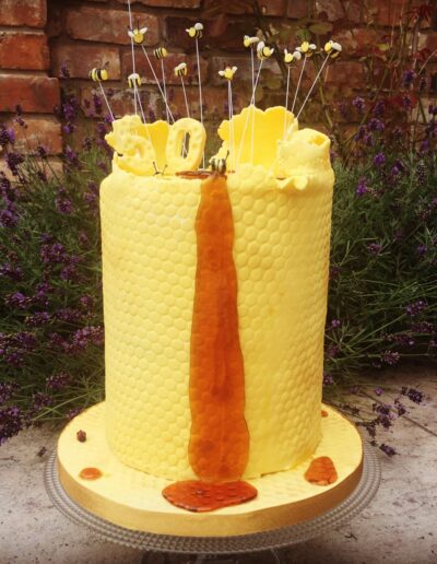 Beekeepers cake